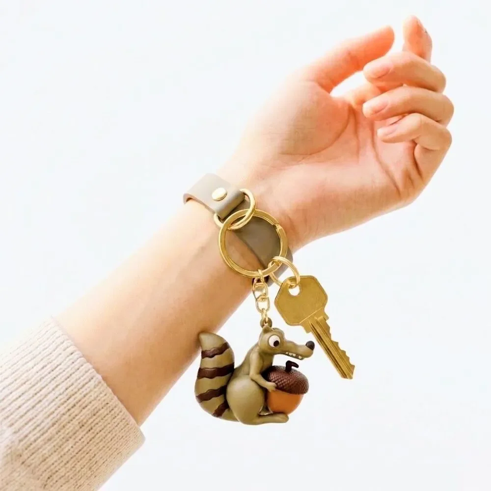 ICE AGE Scrat The Squirrel with Acorn Keychain & Wristlet Strap in Silicone NEW